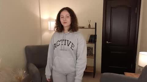 Snapshot of cynthia_myers chatting on October 2025 08:57:02 AM Lola online show from October 2025 08:57:02 AM