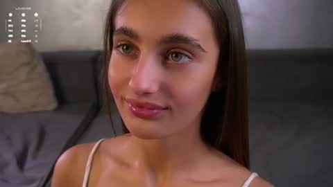 Isabella online show from June 2026 01:04:02 AM