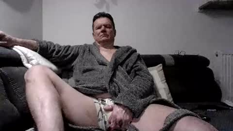 czerbis online show from February 2025 08:09:01 PM