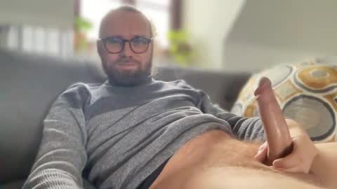 Snapshot of d0n_gi0vanni chatting on January 2025 11:43:01 AM d0n_gi0vanni online show from January 2025 11:43:01 AM