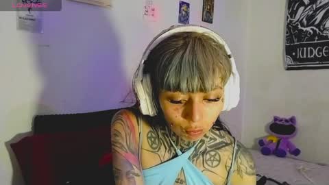 d3m0ny0_0 online show from April 2026 05:05:01 AM