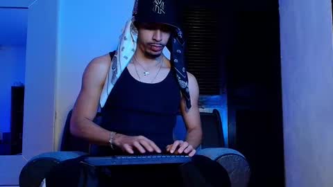 Snapshot of d_usma00 chatting on December 2025 04:28:02 AM d_usma00 online show from December 2025 04:28:02 AM