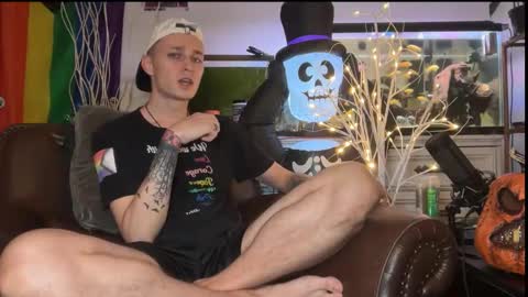 Snapshot of da_danya chatting on October 2025 02:34:01 AM da_danya online show from October 2025 02:34:01 AM