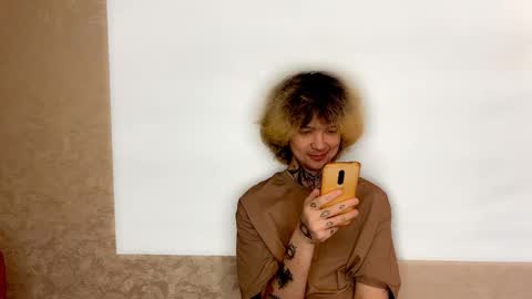 Snapshot of daaamnmeow chatting on October 2025 01:50:02 AM daaamnmeow online show from October 2025 01:50:02 AM