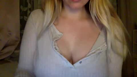 Snapshot of daamnsheshot chatting on September 2025 09:20:02 PM daamnsheshot online show from September 2025 09:20:02 PM