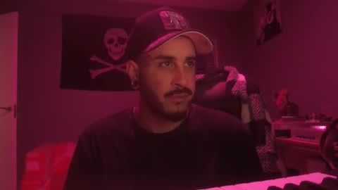 Snapshot of dabirdfree chatting on October 2025 06:54:01 PM Destroyer online show from October 2025 06:54:01 PM