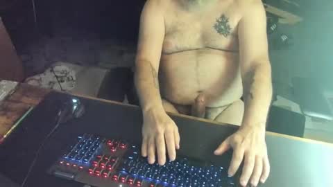 Snapshot of dadbodfatrod chatting on November 2025 09:05:02 PM Daddy online show from November 2025 09:05:02 PM