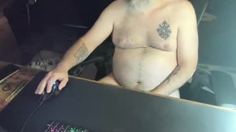 Snapshot of dadbodfatrod chatting on November 2025 10:59:02 PM Daddy online show from November 2025 10:59:02 PM