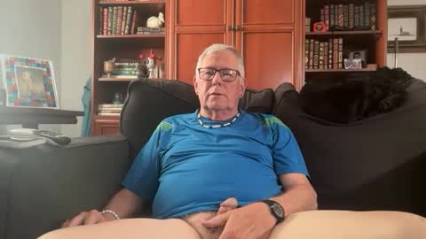 Snapshot of daddycok4 chatting on February 2026 02:13:01 PM DaddyCok4 online show from February 2026 02:13:01 PM