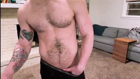 Snapshot of daddydaydrinkz chatting on January 2025 07:14:01 AM DaddydayDrinkz online show from January 2025 07:14:01 AM