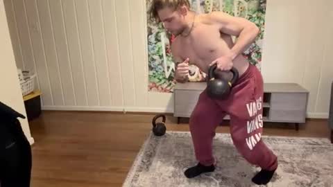 Snapshot of daddydaydrinkz chatting on December 2025 04:42:02 AM DaddydayDrinkz online show from December 2025 04:42:02 AM