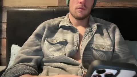 Snapshot of daddydoesit69 chatting on February 2025 09:50:02 PM Leo online show from February 2025 09:50:02 PM