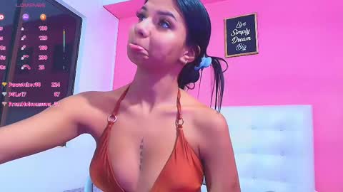 Snapshot of daddyissuesss_ chatting on February 2025 07:38:02 PM JAZMIN online show from February 2025 07:38:02 PM