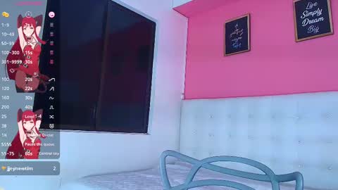 Snapshot of daddyissuesss_ chatting on February 2025 07:46:01 PM JAZMIN online show from February 2025 07:46:01 PM