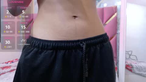 Snapshot of daddyissuesss_ chatting on October 2025 07:22:01 PM JAZMIN online show from October 2025 07:22:01 PM