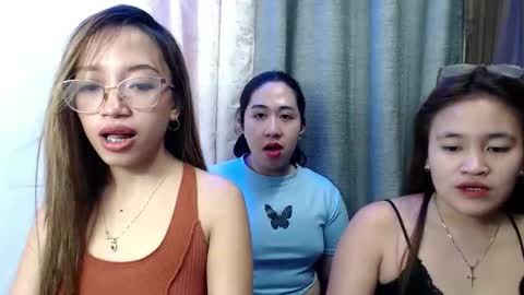 daddys_giirl69 online show from September 2025 05:29:02 PM