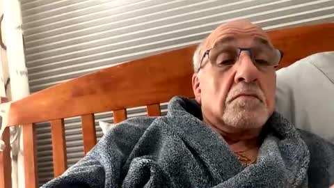 Snapshot of daddyweis chatting on April 2026 03:28:01 AM daddyweis online show from April 2026 03:28:01 AM