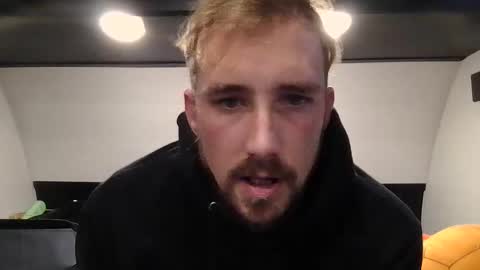 Snapshot of dadgoeswild chatting on December 2024 03:47:02 AM DadGoesWild online show from December 2024 03:47:02 AM