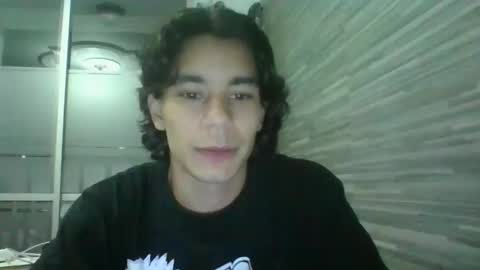 Snapshot of daemon_txuspunk chatting on October 2025 11:27:02 PM DAEMON online show from October 2025 11:27:02 PM