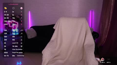 daenerys_daen online show from March 2025 10:35:02 AM