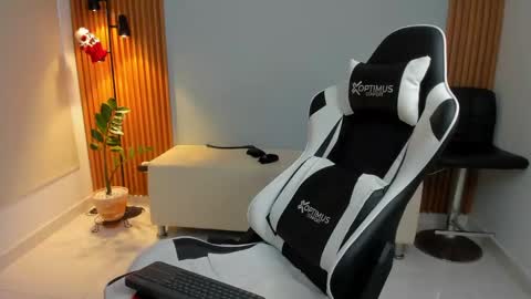 Allan Daf online show from December 2024 12:51:02 PM