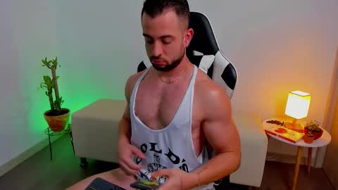 Snapshot of dafboy_ chatting on December 2025 02:04:01 PM Allan Daf online show from December 2025 02:04:01 PM