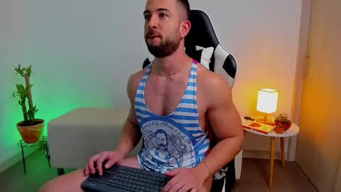 Snapshot of dafboy_ chatting on December 2025 01:42:01 PM Allan Daf online show from December 2025 01:42:01 PM