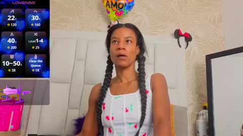 daffnelewis online show from May 2026 12:10:01 PM