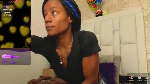 daffnelewis online show from June 2026 12:05:02 PM