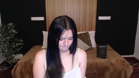 Snapshot of dafne_bss chatting on February 2025 08:29:02 AM dafne_bss online show from February 2025 08:29:02 AM