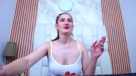 Dafne Castro online show from October 2025 10:03:02 AM