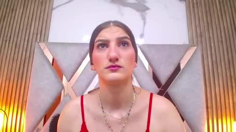 Dafne Castro online show from April 2026 07:55:02 PM