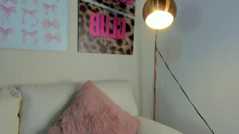 dafne_hillss online show from June 2026 08:55:02 PM