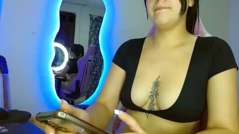 Snapshot of dafne_hot77 chatting on February 2025 12:40:01 AM dafne_hot77 online show from February 2025 12:40:01 AM