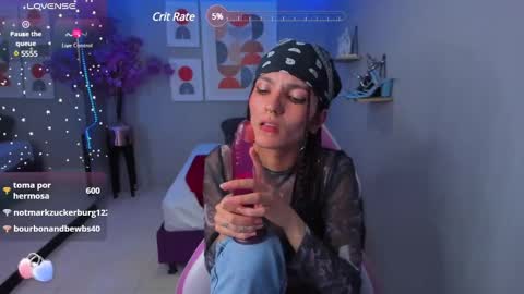 Snapshot of dafne_huges chatting on December 2024 11:06:02 PM dafne huges online show from December 2024 11:06:02 PM