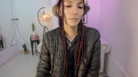 Snapshot of dafne_huges chatting on December 2024 12:06:02 PM dafne huges online show from December 2024 12:06:02 PM