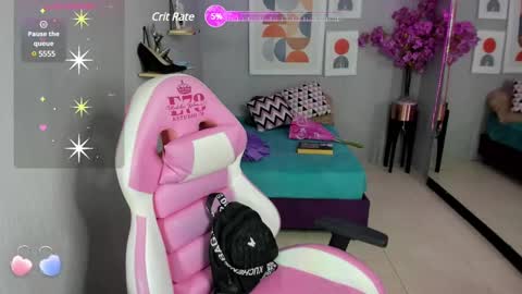 Snapshot of dafne_huges chatting on February 2025 07:49:01 PM dafne huges online show from February 2025 07:49:01 PM