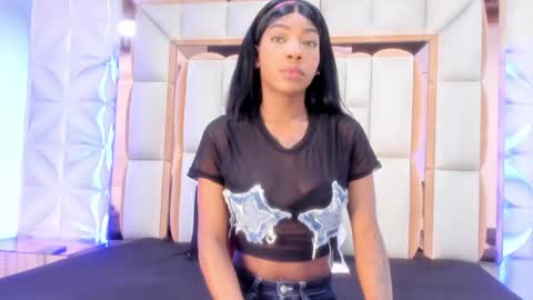 Dafnee online show from May 2026 12:33:01 PM