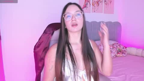 Snapshot of dafnevega chatting on November 2025 04:40:01 PM Dafne online show from November 2025 04:40:01 PM