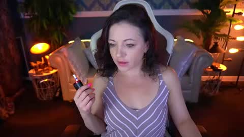 Dafni Mon online show from June 2026 06:12:01 AM