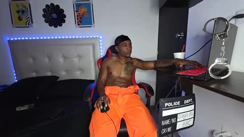 Snapshot of dagofastmilk chatting on October 2025 04:43:01 AM DiegoXXL online show from October 2025 04:43:01 AM