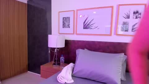 Dahian  online show from December 2025 11:52:02 AM