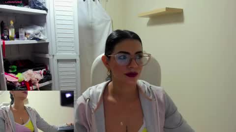 Snapshot of dahian_carter chatting on March 2026 10:19:02 AM Dahian online show from March 2026 10:19:02 AM