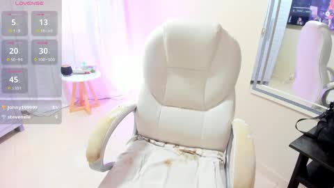 Snapshot of dahian_carter chatting on April 2026 01:41:01 PM Dahian online show from April 2026 01:41:01 PM