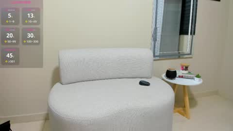 Snapshot of dahian_carter chatting on April 2026 10:11:01 AM Dahian online show from April 2026 10:11:01 AM