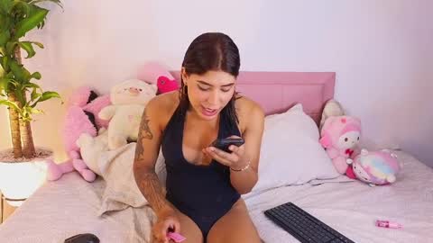 Snapshot of dahiana_prenss chatting on April 2026 09:37:01 PM Dahiana online show from April 2026 09:37:01 PM