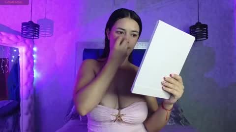 Dahiana online show from October 2025 11:41:02 AM