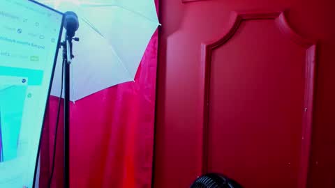 Snapshot of dahianeconnor chatting on November 2025 11:34:02 AM Dahiane Connor online show from November 2025 11:34:02 AM