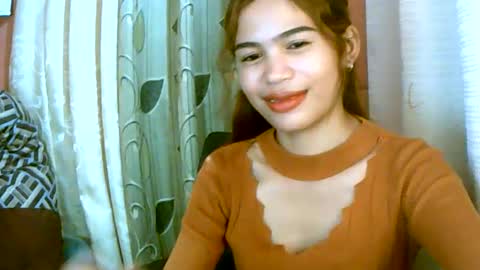 Im Dahlia online show from December 2024 02:43:02 PM