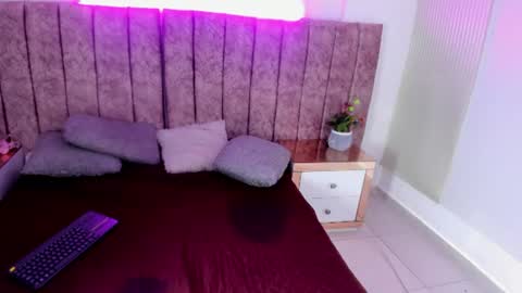 dahlia_rossee online show from June 2026 08:09:02 PM